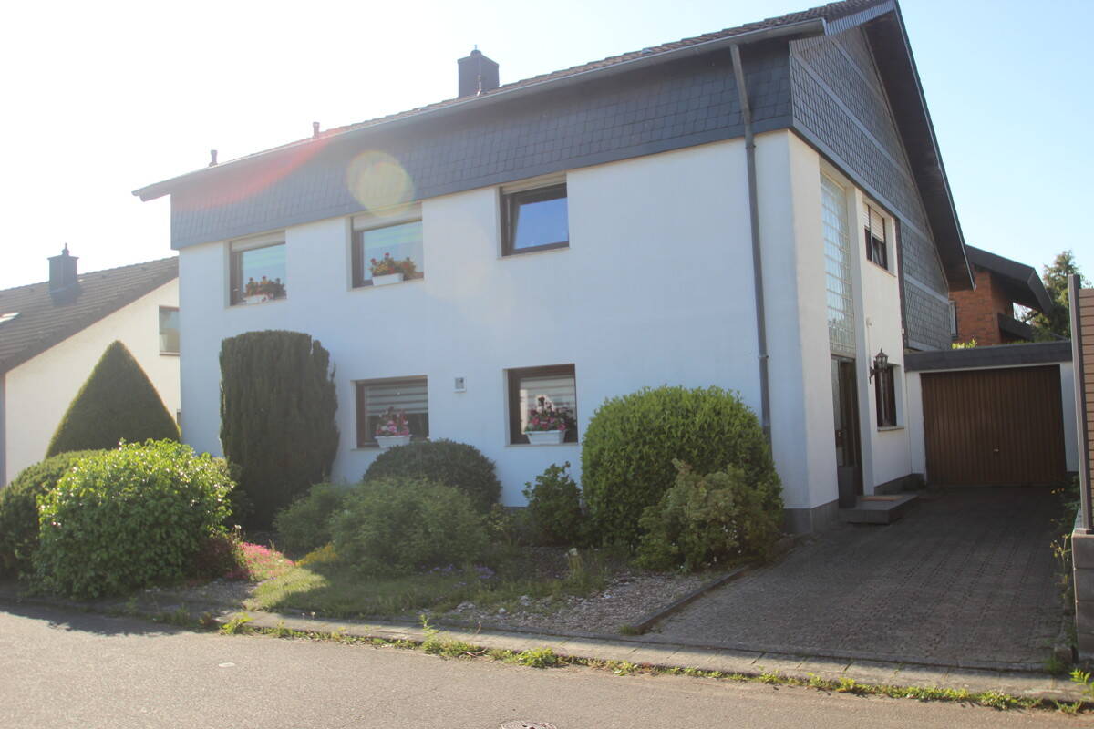2FH mit Garten, Terrasse, Balkon, Garage zentral in Köln-Zündorf