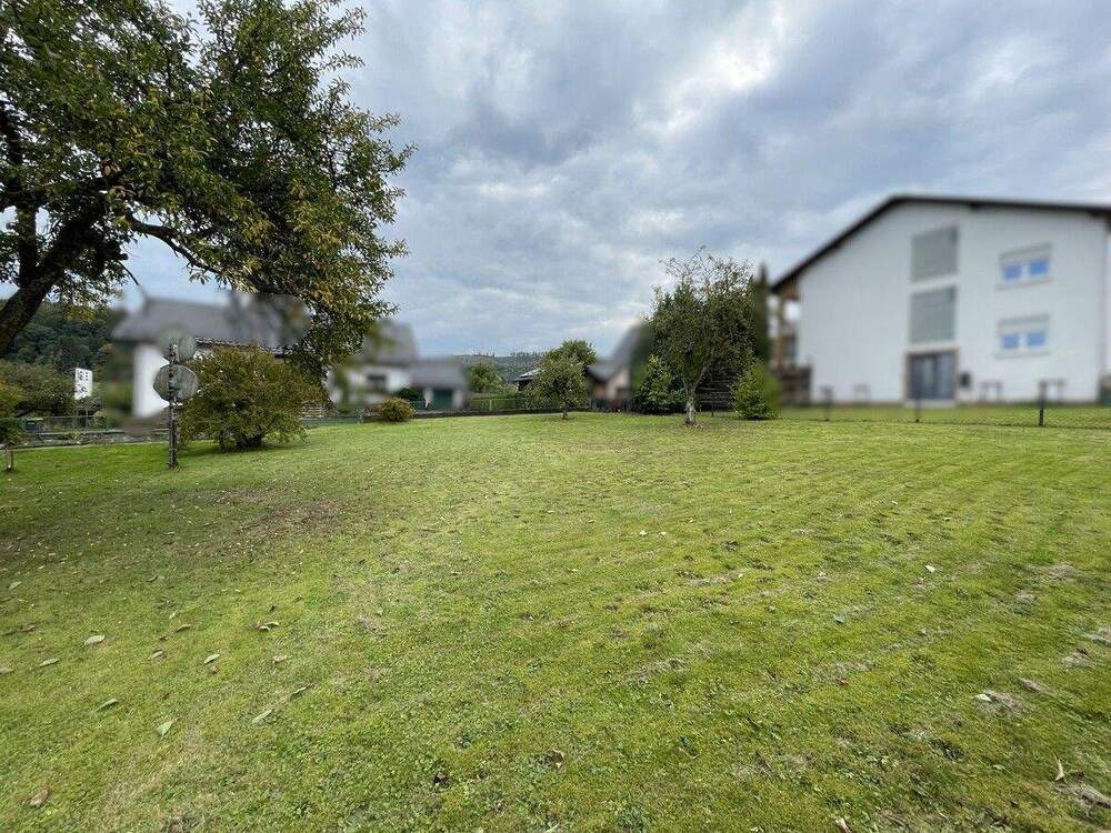 Thumbnail-Ewersbach: Attraktive Baulücke in gewachsenem Wohngebiet!