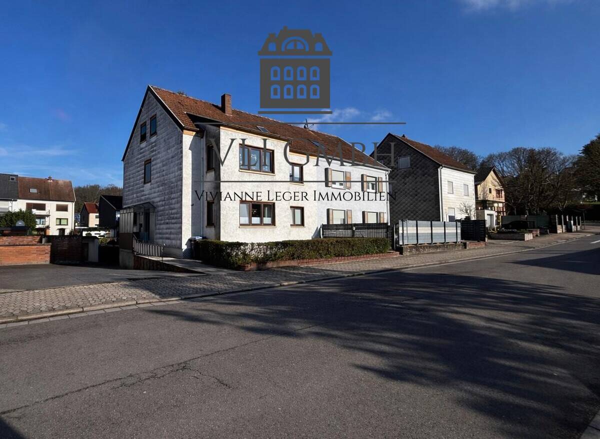 Thumbnail-Mehrfamilienhaus mit drei Wohneinheiten - vielseitig nutzbar - attraktive Wohnlage - St. Ingbert