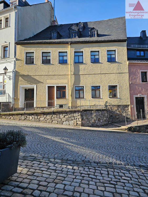 Thumbnail-Wohn- und Geschäftshaus am Markt für Projektentwickler