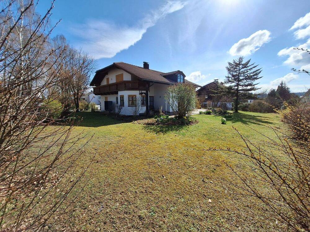 Thumbnail-RESERVIERT: Repräsentatives Familiendomizil mit 183 m² Wohnfläche in erstklassiger Lage von Neustift