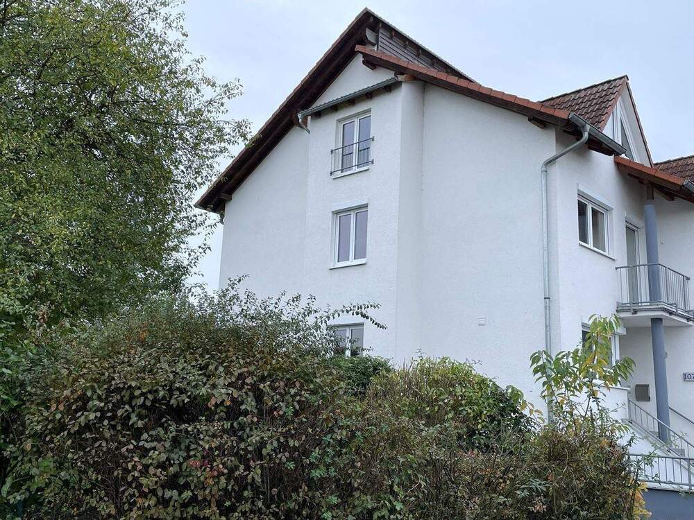 Thumbnail-Exklusives Reiheneckhaus mit architektonischer Raffinesse in ruhiger Feldrandlage