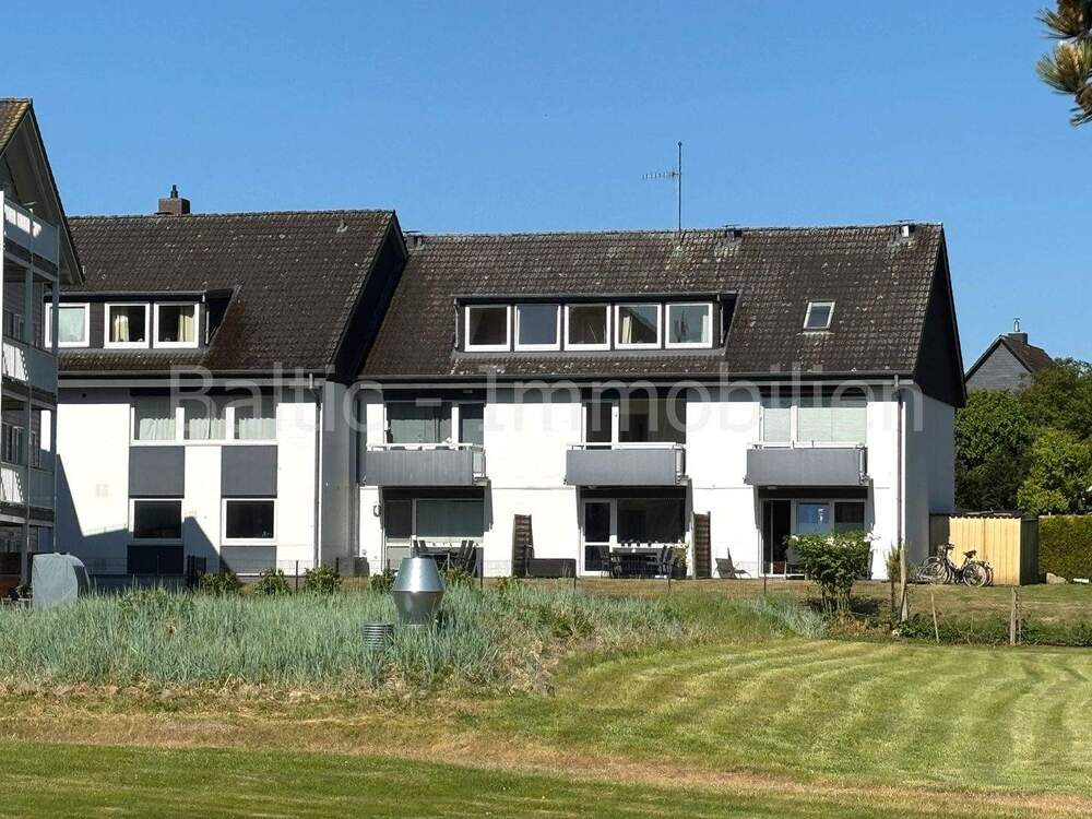 Thumbnail-Ferienwohnung mit direktem Ostseeblick!