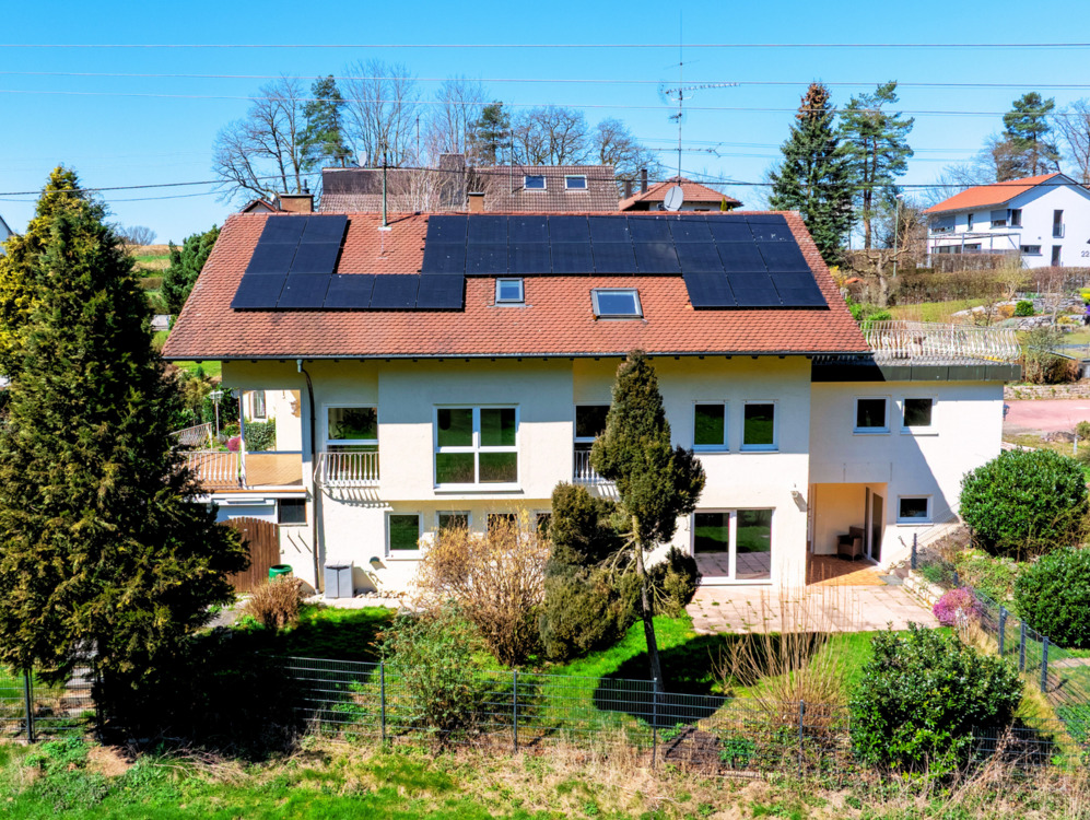 Thumbnail-Platz für die ganze Familie! Einfamilienhaus mit ELW und Garten zum Verlieben