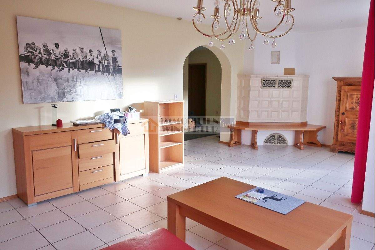 Thumbnail-Gepflegter Bungalow mit Doppelgarage in Leonberg