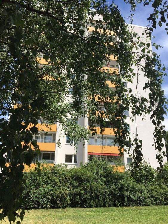 Thumbnail-2 Zimmer ETW 55qm Oberursel-Nord, vermietet, provisionsfrei