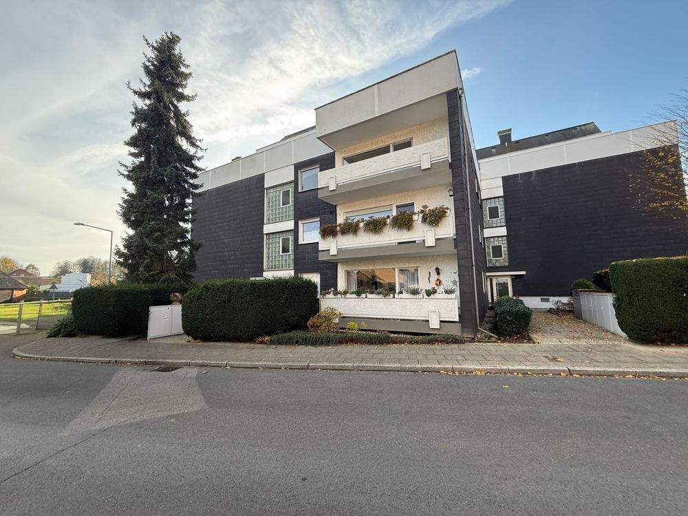Thumbnail-Großzügige 4,5-Zimmer-Wohnung mit Balkon in ruhiger Lage von Herten-Langenbochum