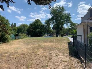 Thumbnail-Bauplatz für EFHDHMFH in Nähe Murgpark