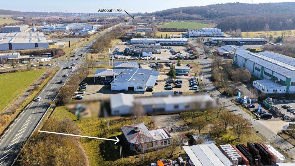 Thumbnail-Gewerbestandort mit Sichtlage nahe A9 -2.236 m² Grundstück- Halle, Büro 170 m² Nfl + Ausbaupotential