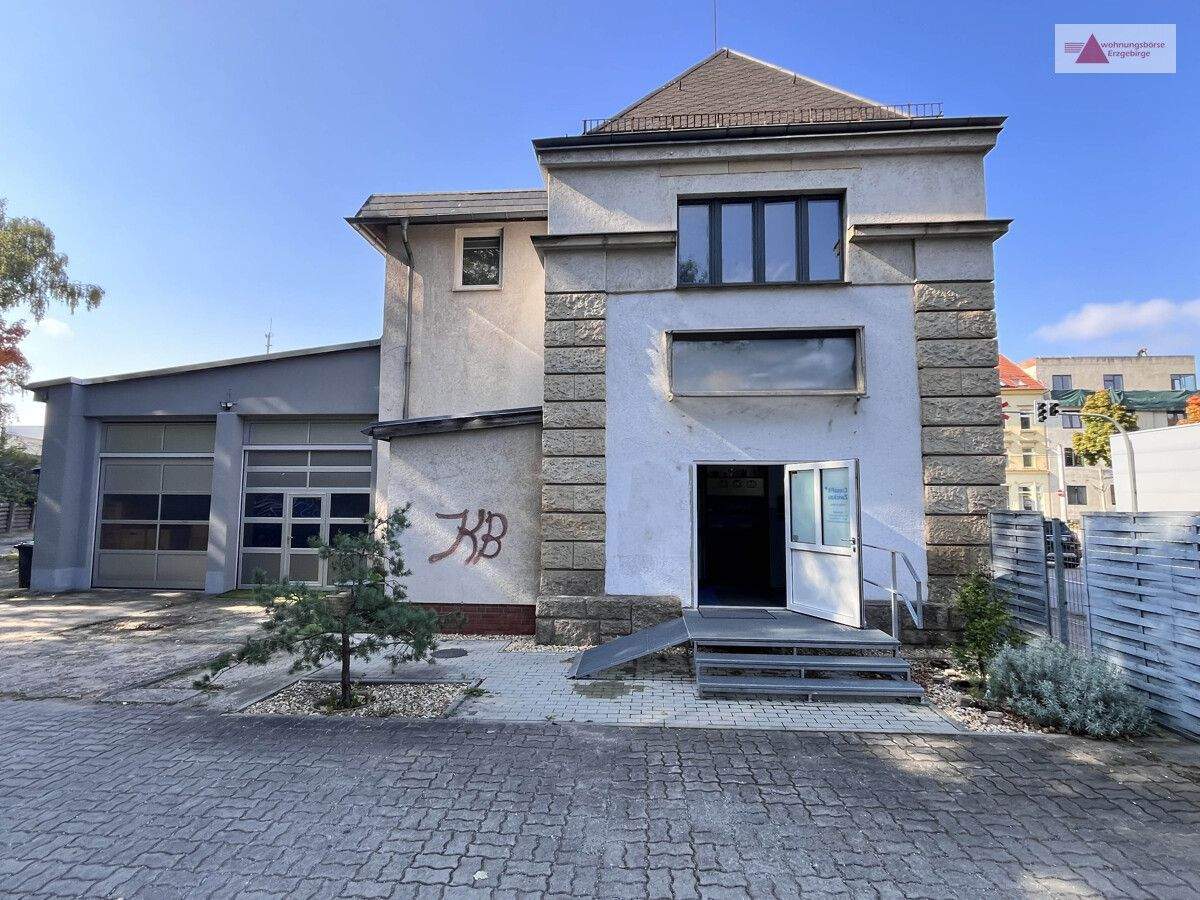 Thumbnail-Gewerbeimmobilie in Zwickau: Sanierte denkmalgeschützte Trafostation mit Garagen - für Büro & Studio