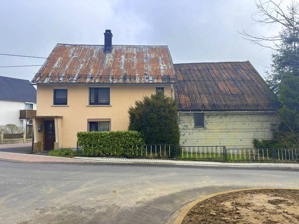 Thumbnail-Zentral Wohnen und trotzdem sein eigenes Gartenparadies haben? Uriges Bauernhaus mit Scheune in Rennerod
