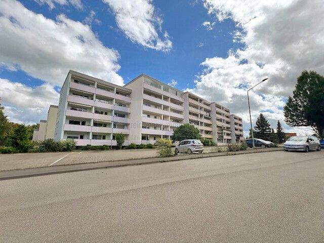 Thumbnail-St. Georgen - 4,5-Zimmer-Eigentumswohnung mit Balkon, Tiefgarage und schönem Blick in den Wald - ruhiges und naturnahes Wohnen auf der Seebauernhöhe!