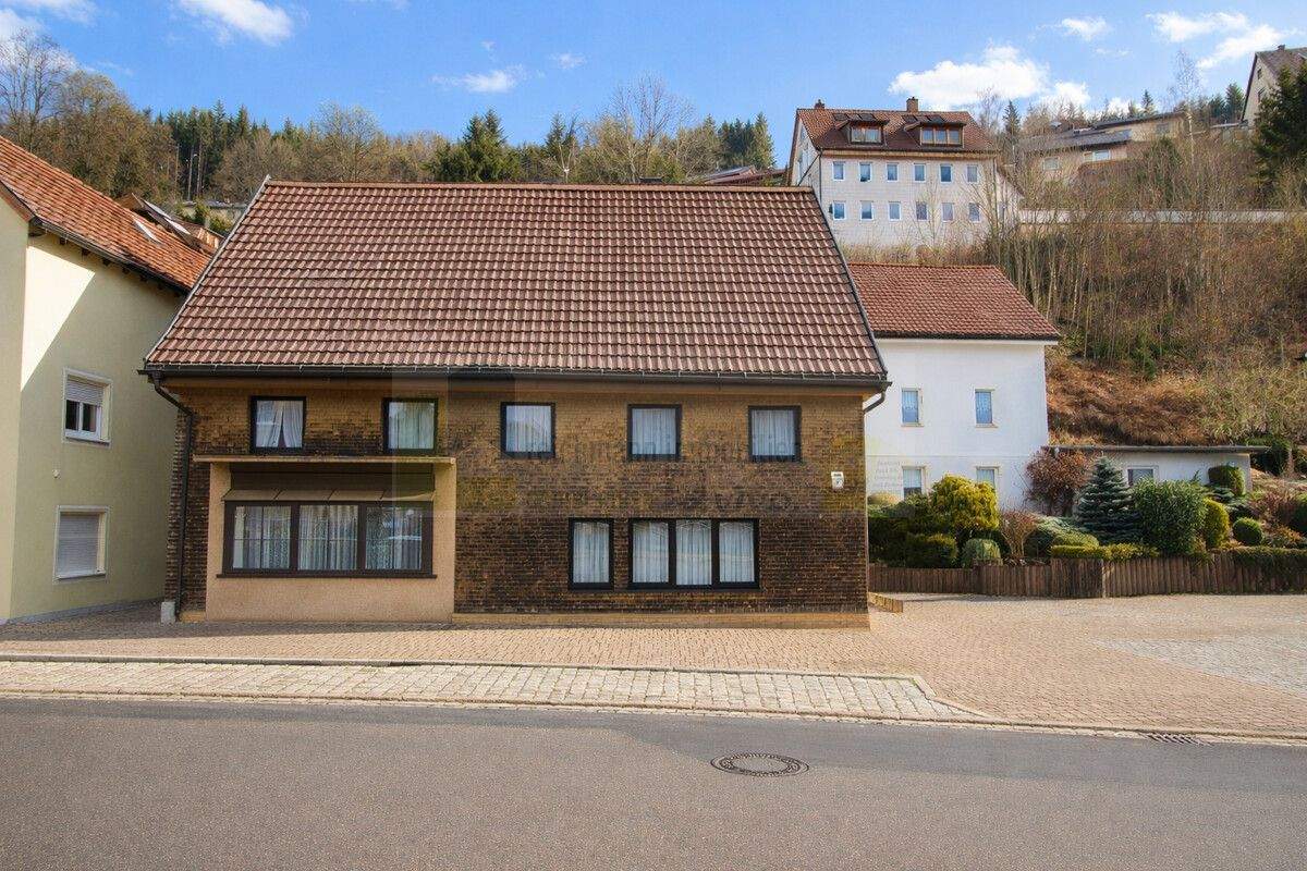 Thumbnail-Wohnen, Arbeiten, Entwickeln in Zentrumslage nahe Hochschule: Wohnhaus mit Einliegerwohnung u. sep. Gebäude - Grundstück 2839qm + Wohn- Nutzfl. 598qm