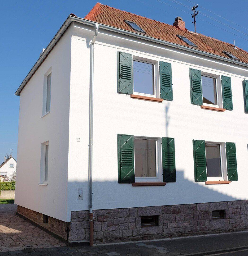 Thumbnail-Kernsanierter Altbau-Traum mit Wärmepumpe + Bauland mit Baugenehmigung in Dreieichenhain