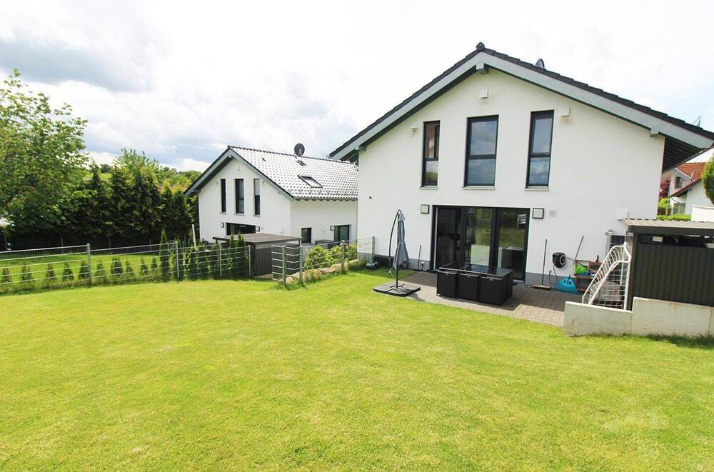 Thumbnail-Moderne, neue DHH mit Garten in Neunkirchen-Seelscheid zu vermieten