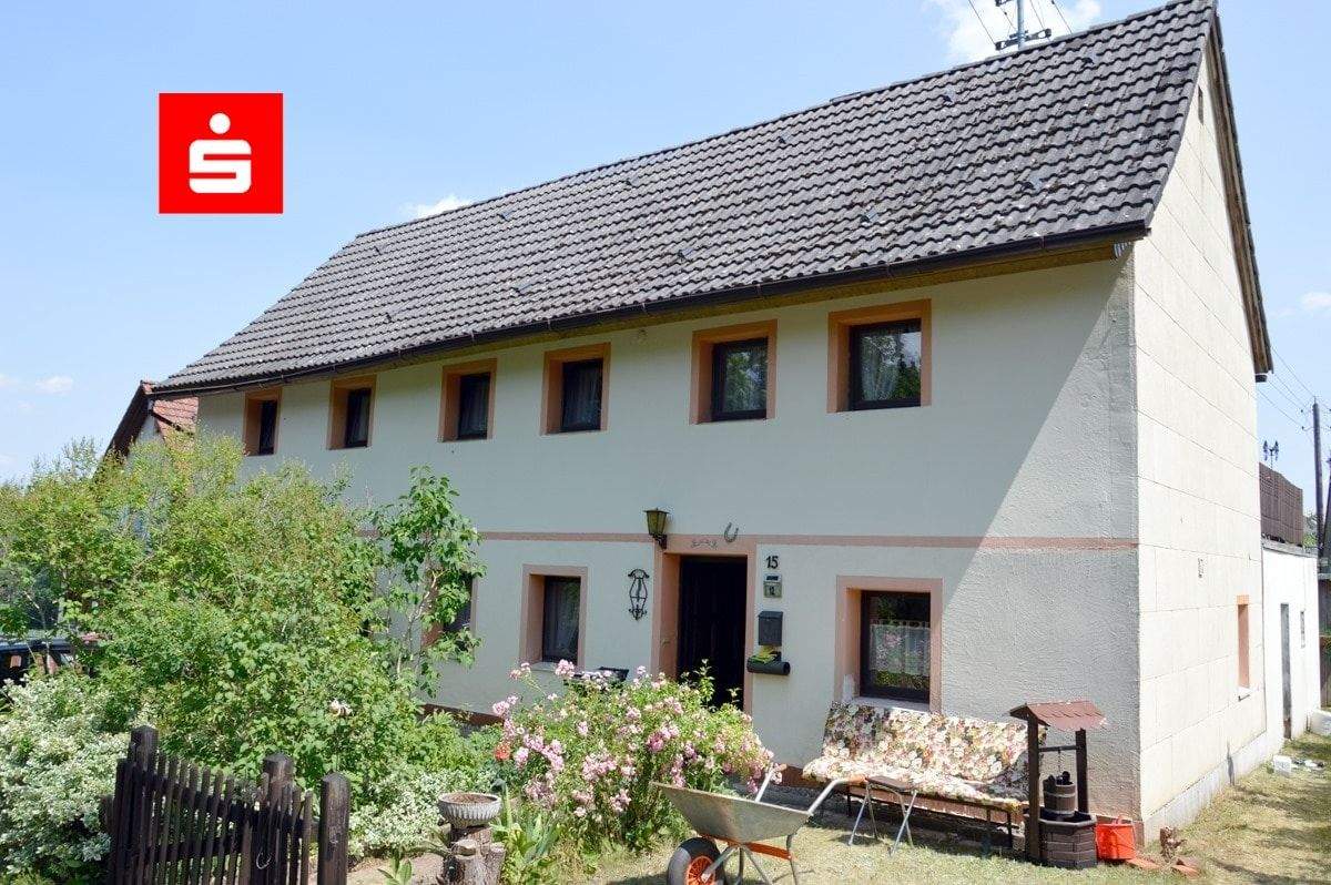 Thumbnail-Ein-Zweifamilienhaus in Hummeltal