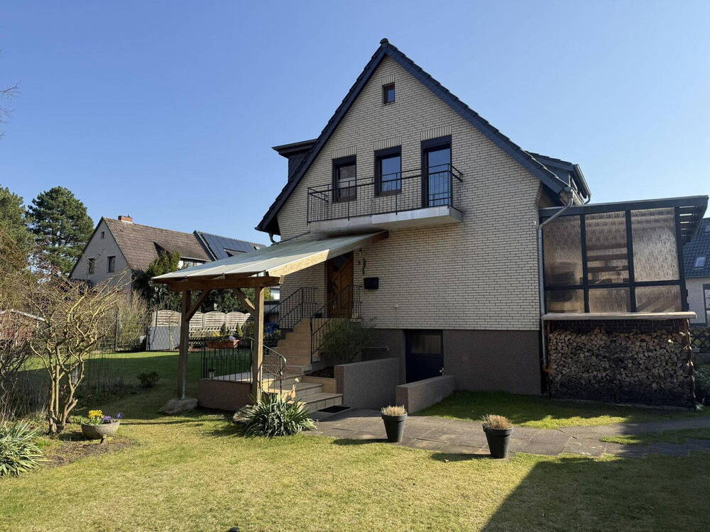 Thumbnail-Doppelhaushälfte am Park - modernisiert, energieeffizient & 5 Zimmer