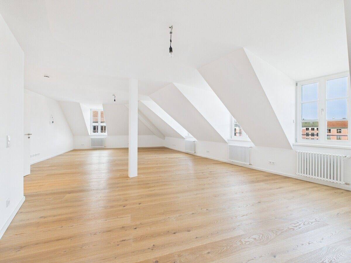 Thumbnail-zum Erstbezug: Exklusive 3 -Zimmer Wohnung mit Küche direkt am Gärtnerplatz