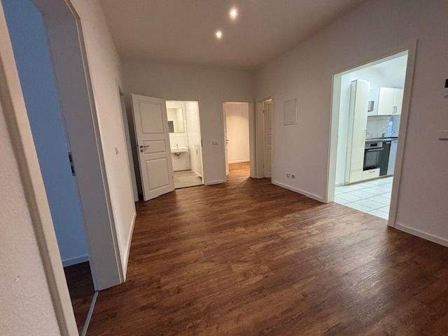 Thumbnail-* Gohlis Süd * 3-RWE * Wanne * seperates WC *