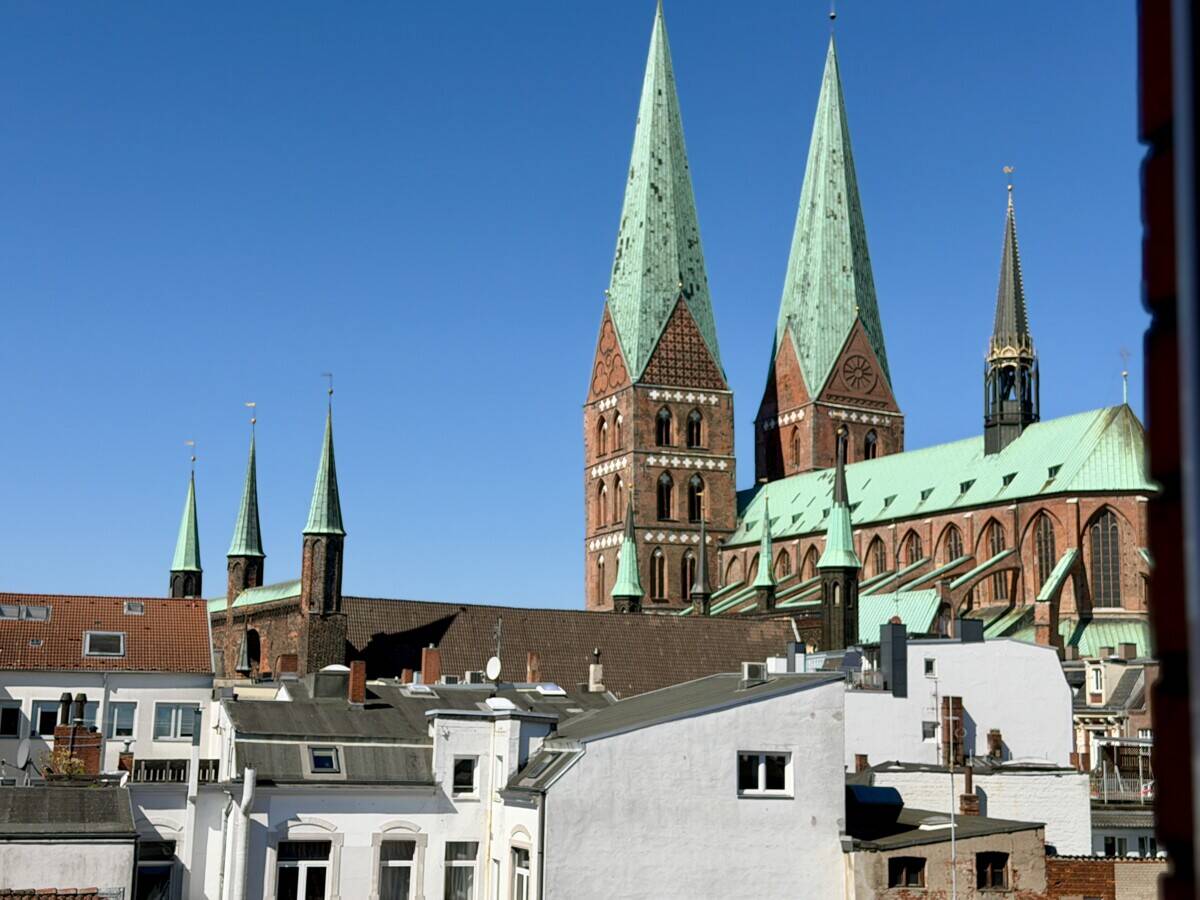 Thumbnail-Ab sofort Verfügbar: Helle 4,5-Zimmer-DG-Wohnung mit Fahrstuhl in Top-Altstadtlage (WG-tauglich)