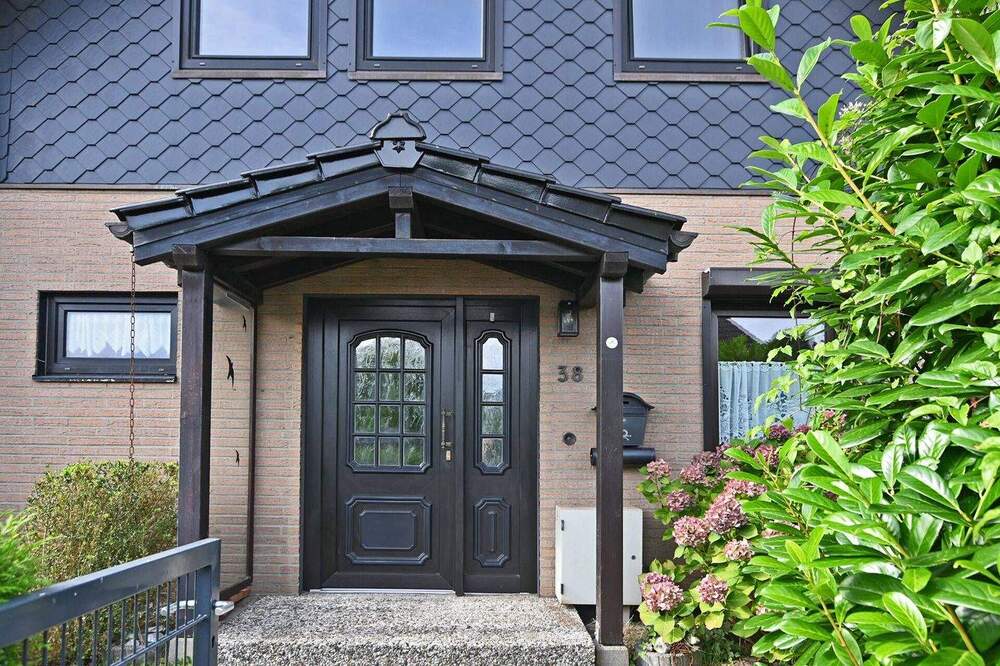 Thumbnail-Gepflegtes, ruhig gelegenes Endreihenhaus mit Carport auf sonnigem West-Grundstück