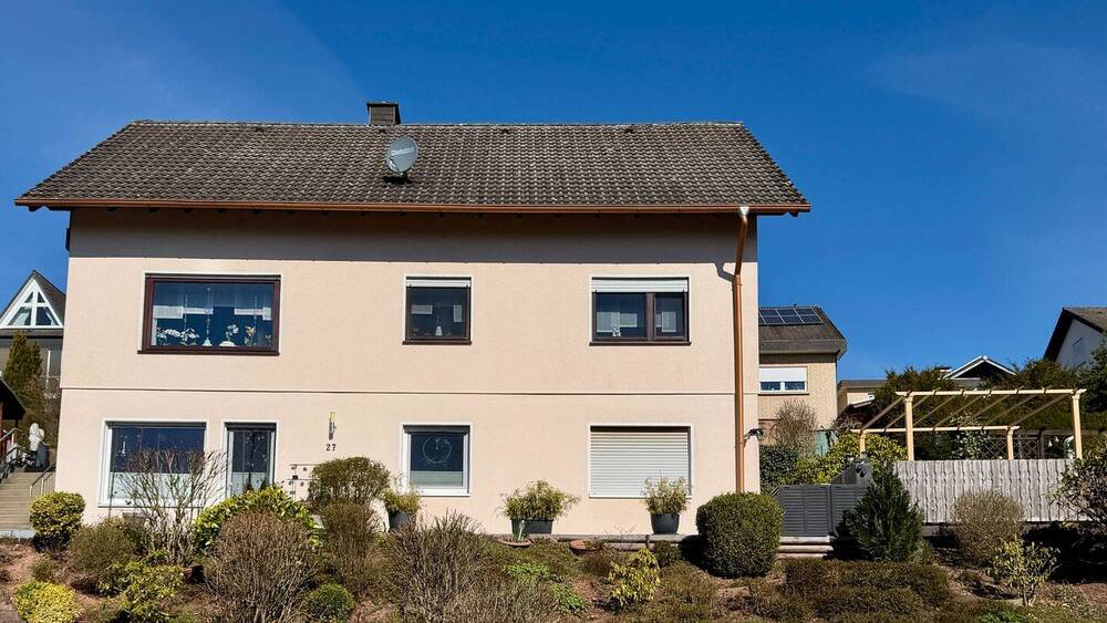 Thumbnail-Einfamilienhaus mit ELW in Friedewald zu verkaufen!