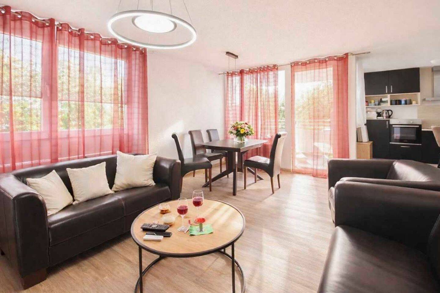 Thumbnail-Lichtdurchflutet & bezugsfertig: Sanierte 3-Zimmer-Wohnung mit Balkon, Aufzug und TG-Platz