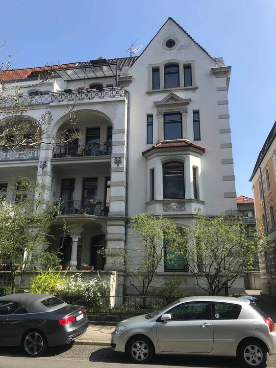 Thumbnail-großzügige 6 Zimmer frisch renoviert im Östlichen, Altbaucharme mit Stuck