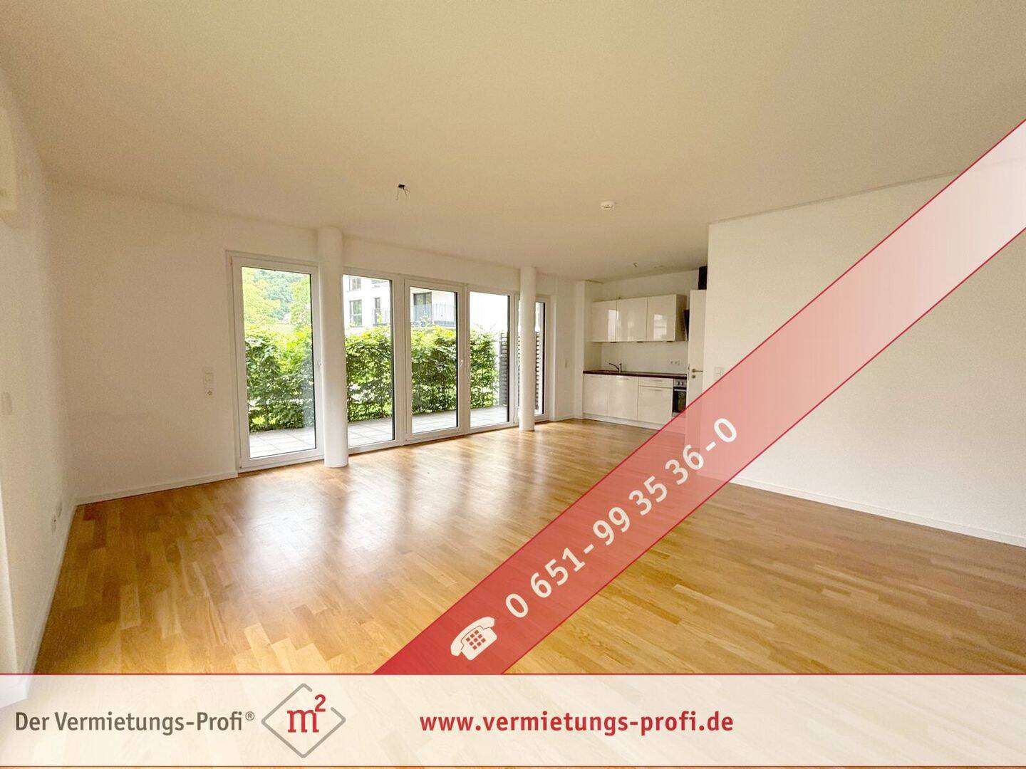 Thumbnail-Moderne Erdgeschosswohnung mit Einabuküche und Terrasse