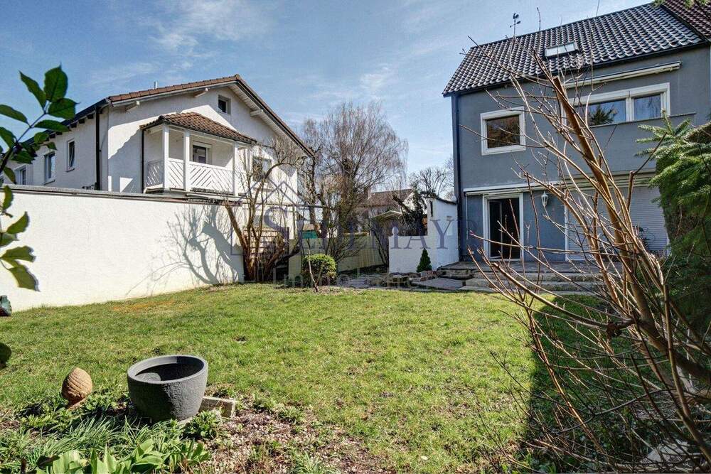 Thumbnail-VERKAUF: Wohnen mit Freiraum - Reiheneckhaus mit großem Garten und vielen Möglichkeiten