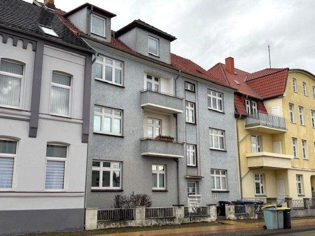 Thumbnail-Attraktives Mehrfamilienhaus im Schweriner Viertel in Güstrow