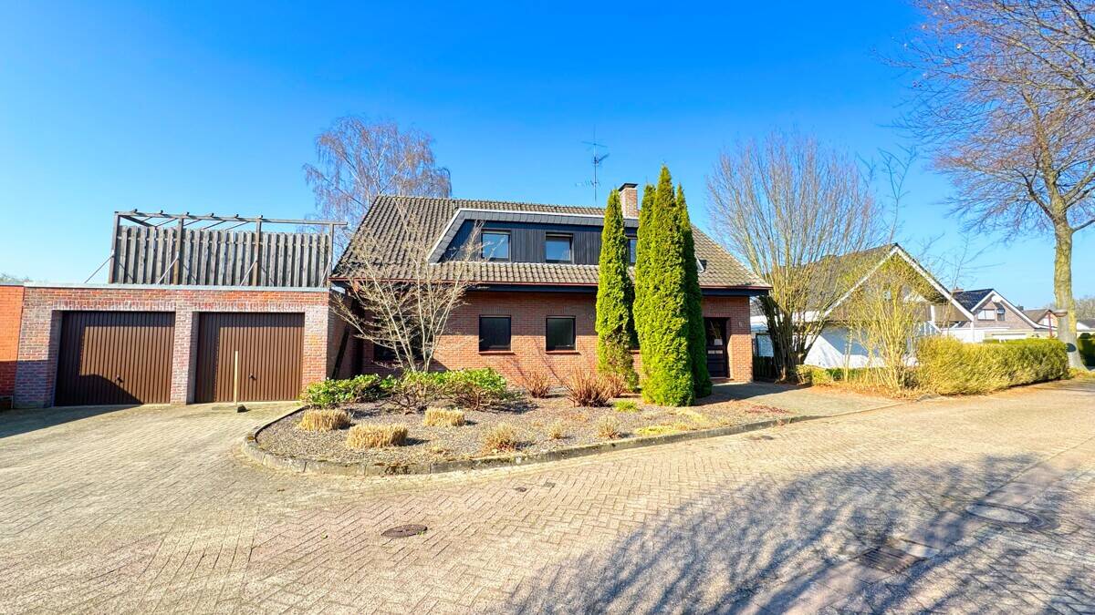 Thumbnail-#RESERVIERT# Zweiparteienhaus mit Garten und Doppelgarage in Neuenhaus