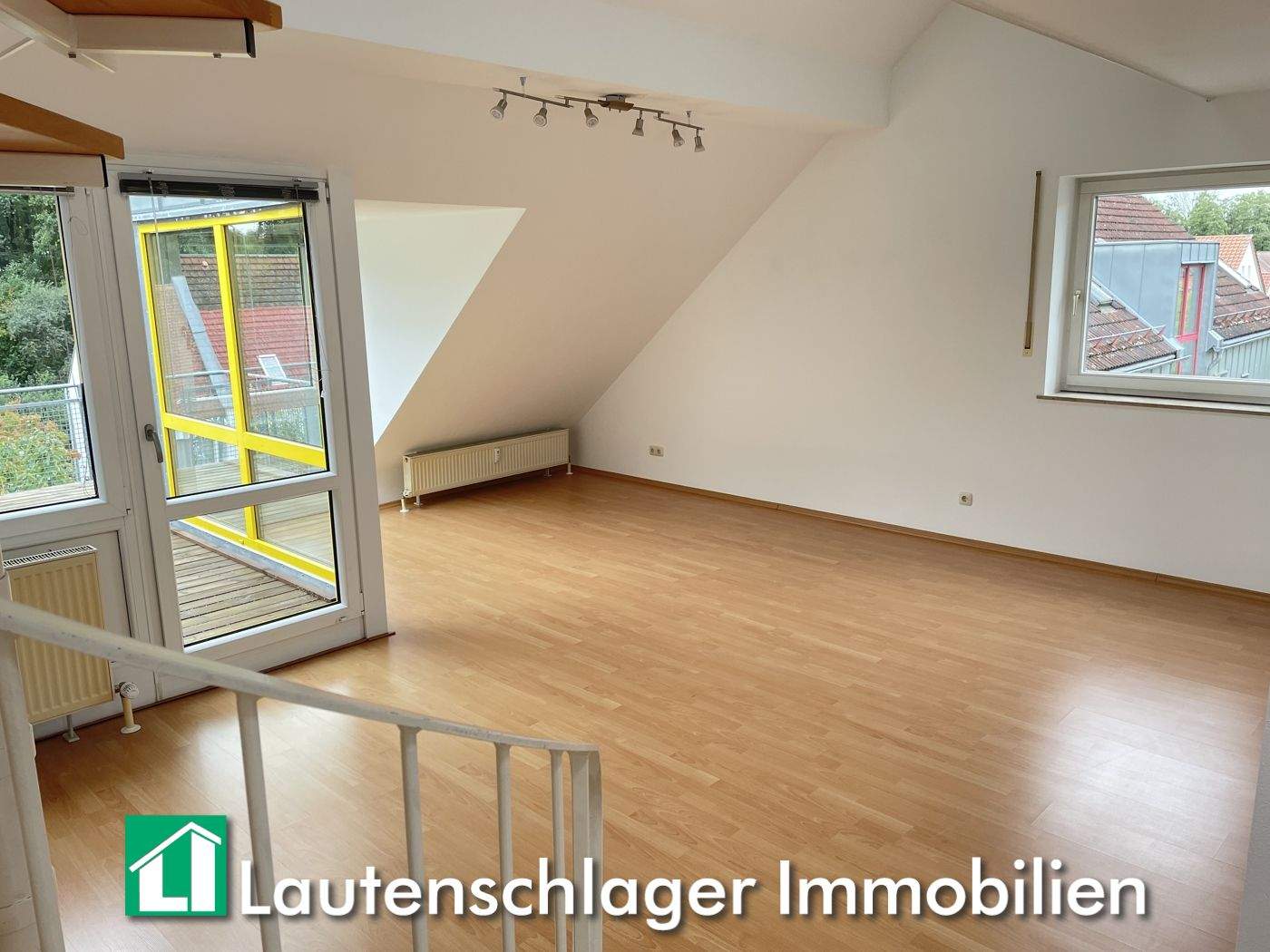 Thumbnail-2,5-Zimmer-Galeriewohnung mit Dachterrasse und Tiefgaragenstellplatz in Neumarkt