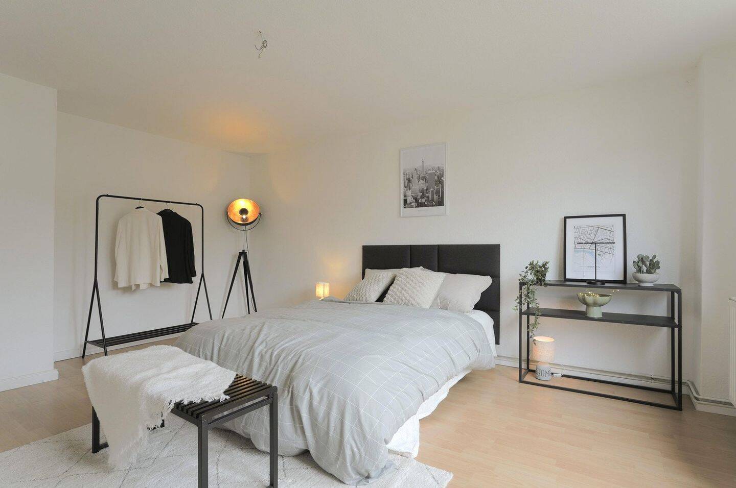 Thumbnail-Renovierte 3-Zimmer Wohnung mit Terrasse im Erdgeschoss