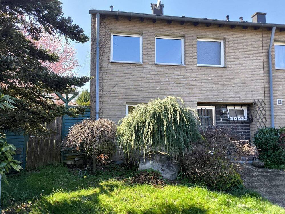 Thumbnail-Viel Platz zum Spielen und Toben!!! Familienfreundlich, Ausbaureserve !!! Vollkeller, EBK! 2 Pkw-Garagen