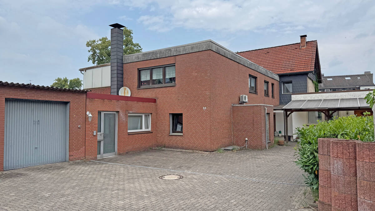 Gebäude