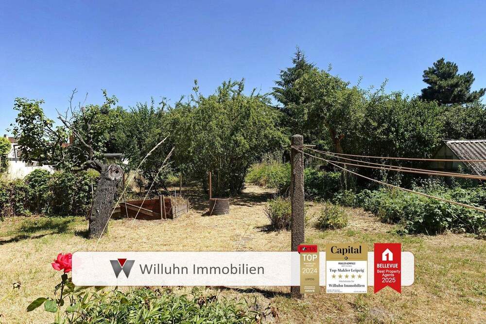 Thumbnail-Doppelhaushälfte mit großem, durchgrüntem Grundstück! | Schöner Vorgarten und Garage!