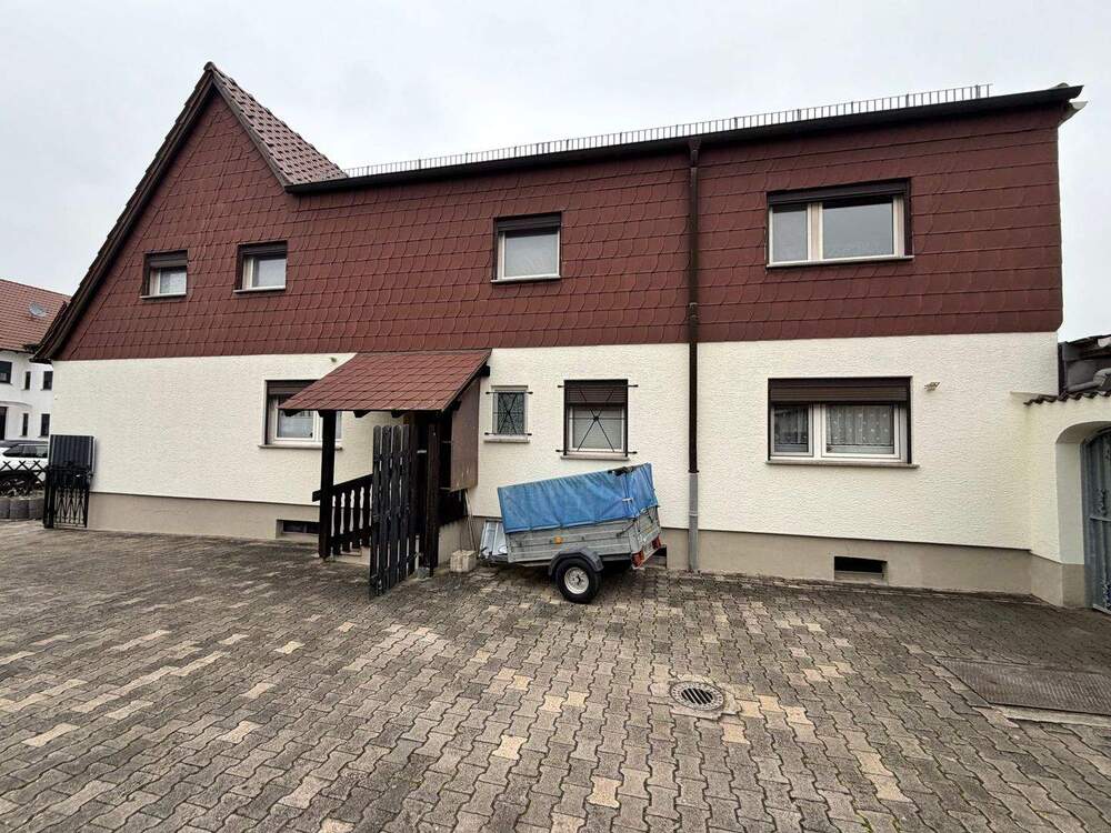 Thumbnail-Großzügiges Einfamilienhaus mit traumhaftem Garten in ruhiger Wohnlage