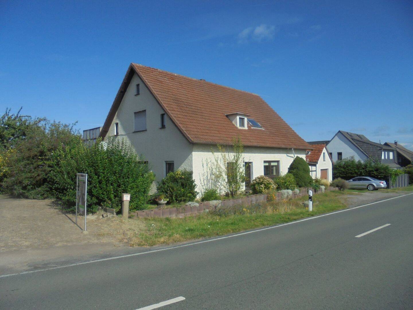 Thumbnail-2-Familienhaus mit ca. 270 m² Wfl. in Hille