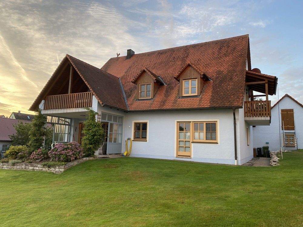 Thumbnail-möblierte 2-Zimmer-Wohnung mit KFZ-Stellplatz ideal für Wochenendheimfahrer