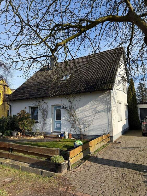 Thumbnail-Anleger aufgepasst! - Charmantes Haus sucht neuen Besitzer!