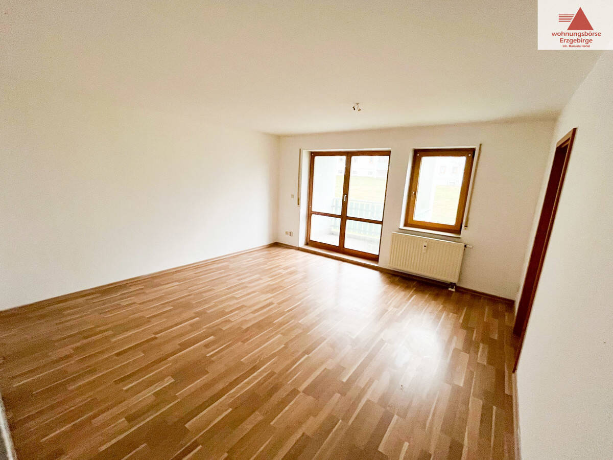 Thumbnail-4-Raum-Wohnung mit Balkon im Erdgeschoss - Herzog-Georg-Ring in Annaberg!