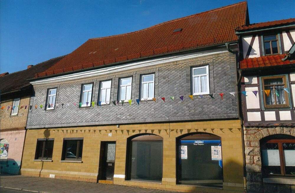 Thumbnail-Großzügiges Wohnhauses mit vielseitig nutzbaren Gewerberäumen in der City von Wasungen
