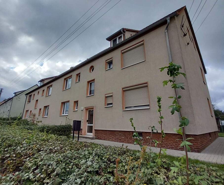 Thumbnail-1. Kaltmiete frei ! Sonnige 2 Zimmer-Whg. im Erdgeschoss mit Dusche und Garten