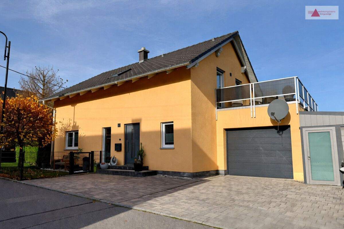 Thumbnail-Einfamilienhaus mit Wintergarten, Terrasse, Garage & Erdwärme in Königswalde bei Annaberg & Chemnitz