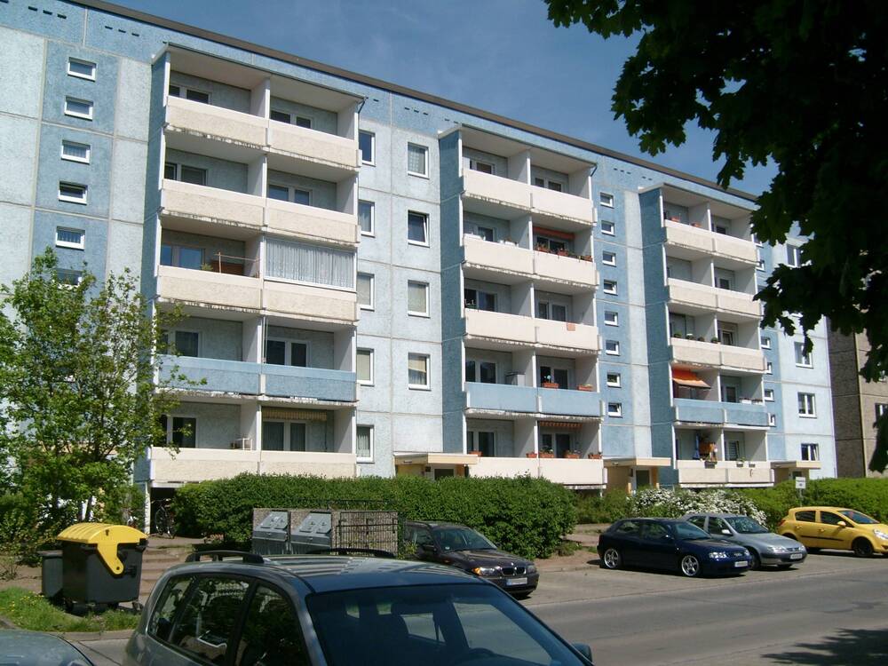 Thumbnail-Nette Nachbarn für 3-Rwg. in der 4. Etage gesucht.