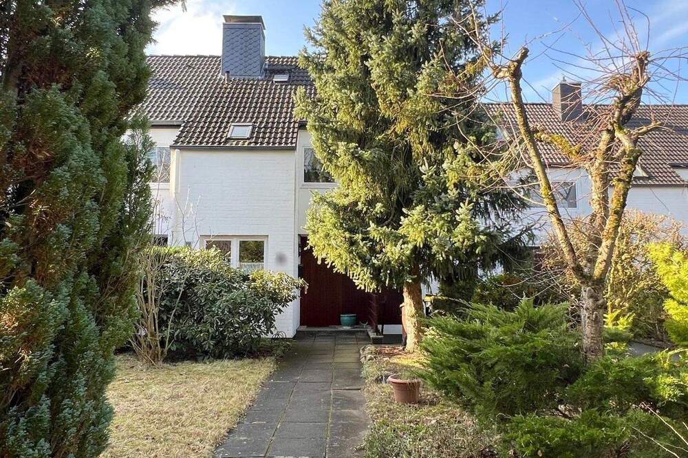 Thumbnail-Großes Reihenhaus mit Potential!