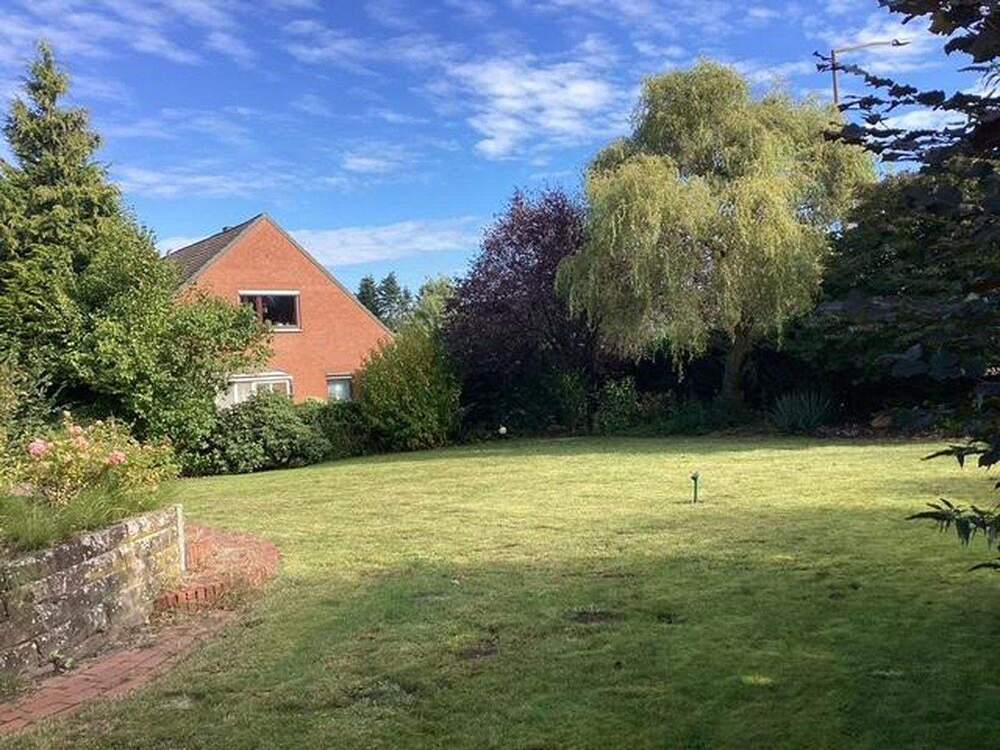 Thumbnail-Großzügiges Einfamilienhaus in Barrien