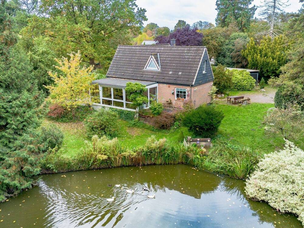 Thumbnail-Idyllisches Einfamilienhaus auf traumhaftem Naturgrundstück mit Teich – nur wenige Minuten von Kiel entfernt