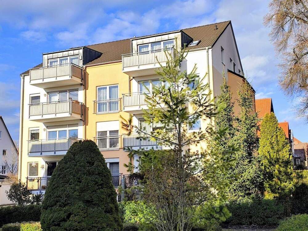 Thumbnail-Gepflegte Dachgeschosswohnung mit Balkon und Blick auf die Kernberge